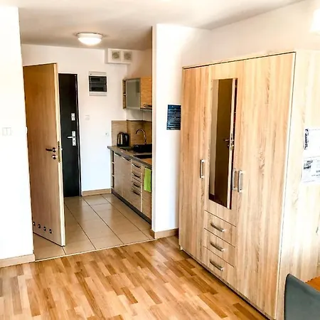 Apartamenty W Turkusowej Willi Przy Porcie Jachtowym *