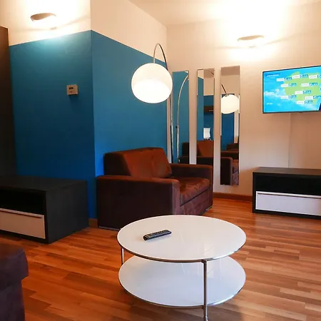 Apartamenty W Turkusowej Willi Przy Porcie Jachtowym Kąty Rybackie