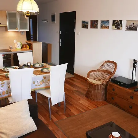 Apartamenty W Turkusowej Willi Przy Porcie Jachtowym *
