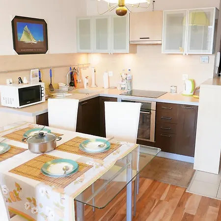 Apartamenty W Turkusowej Willi Przy Porcie Jachtowym *